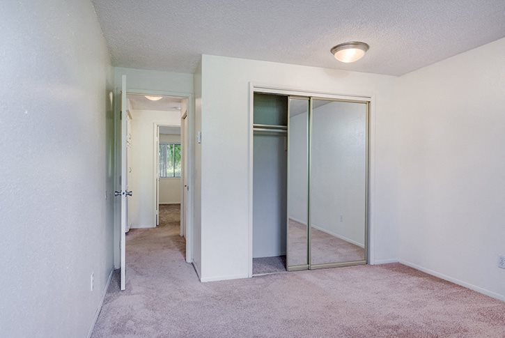 Forest Ridge Apartments 2 bedroom, 1 bath - 939 SF